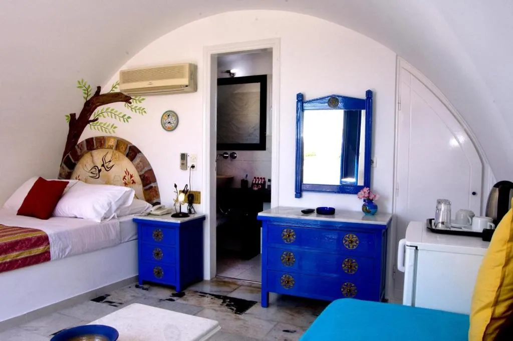 Room, Blacksandy Beach Hotel, Santorini