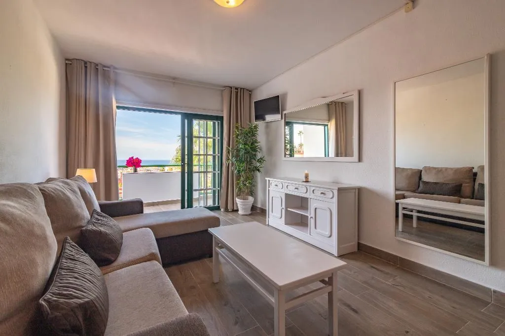 APARTMENT SUPERIOR ONE BEDROOM Room, Neptuno Costa Adeje, Tenerife