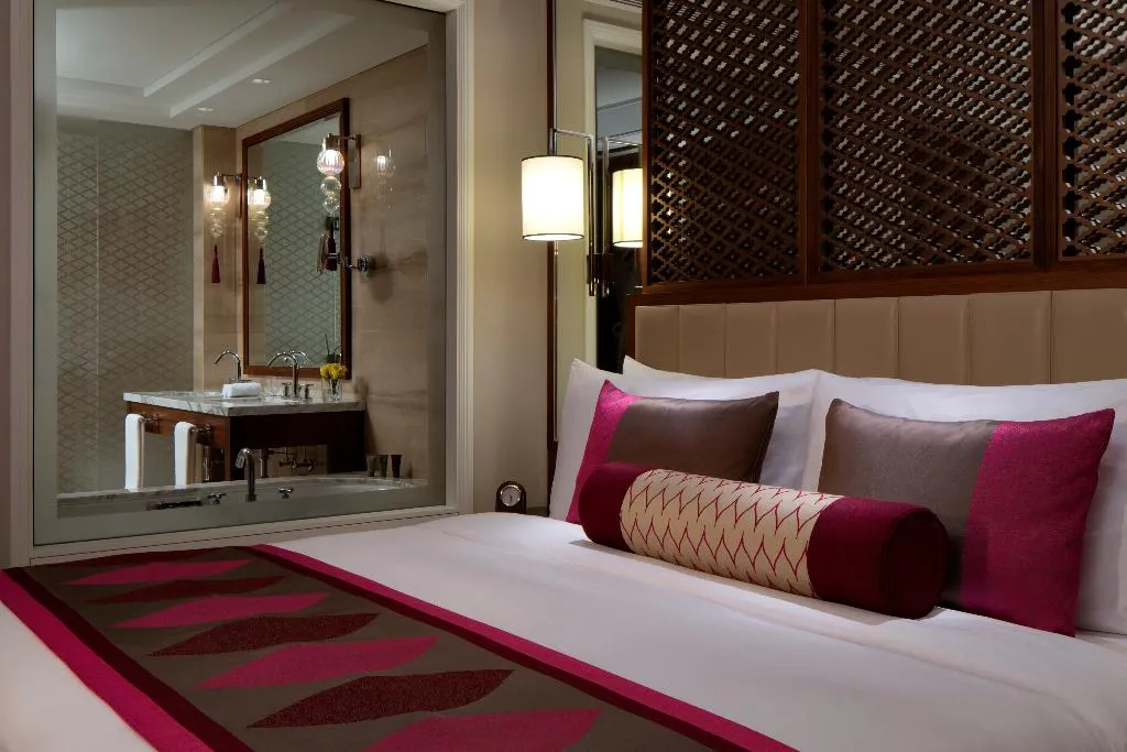 Room, Taj Dubai, Dubai