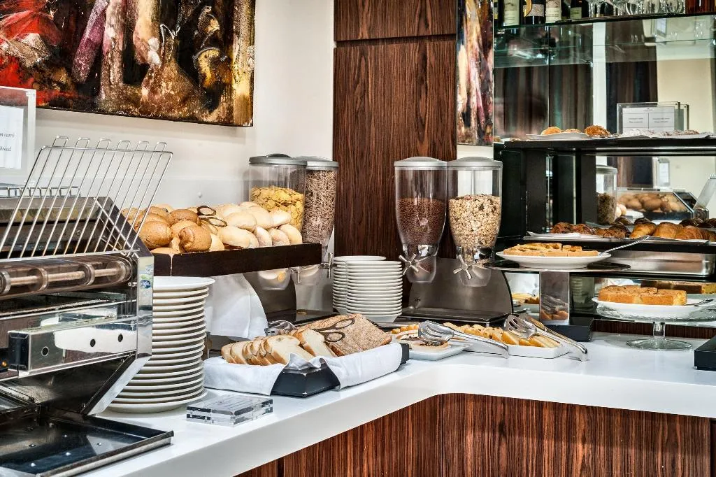 Restaurant, Crowne Plaza Milan City, Milan
