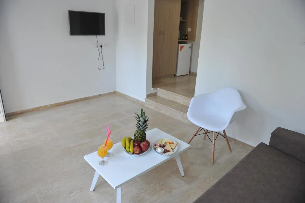 APARTMENT ONE BEDROOM Room, Fedrania Gardens, Cyprus
