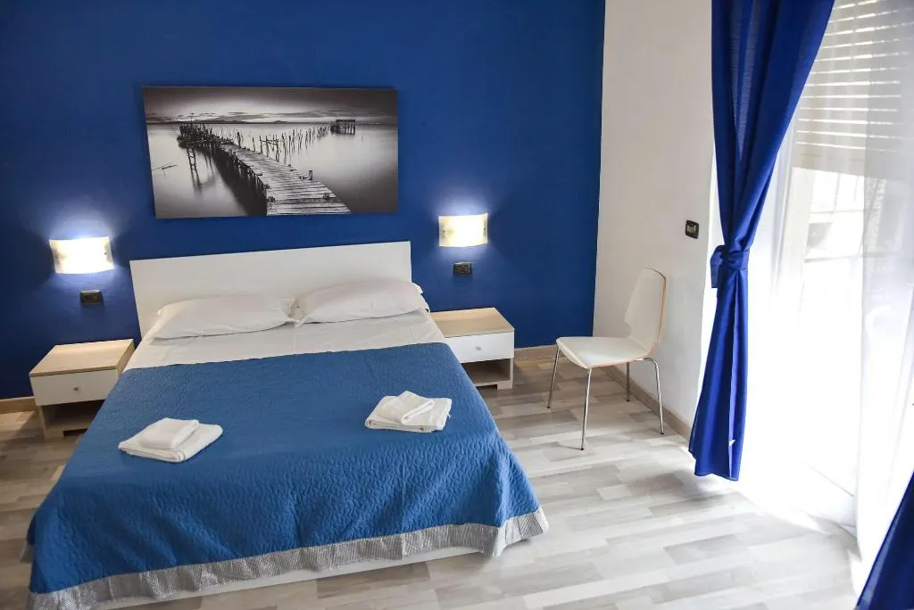 Room, Mirosa Bed And Breakfast, Naples