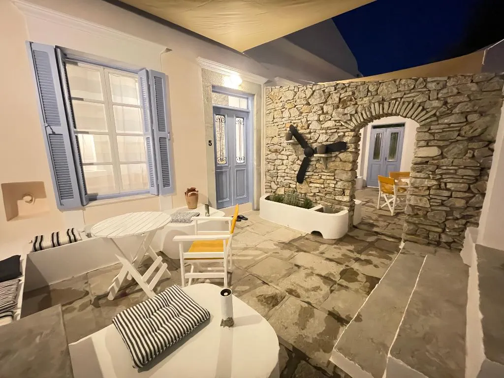 QUADRUPLE TWO DOUBLE BEDS Room, Anamar Symi Residences, Rhodes