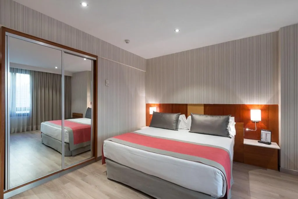 FAMILY ROOM STANDARD Room, Catalonia Barcelona 505, Barcelona
