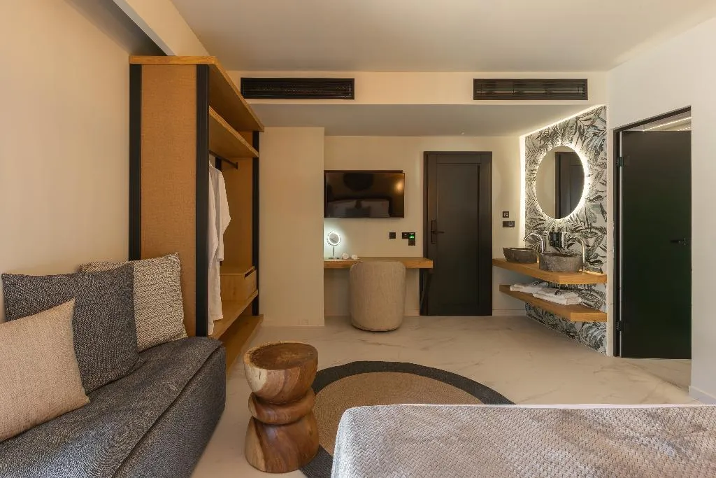 Room SUPERIOR TWO DOUBLE BEDS Room, Santo Mangata Boutique Hotel & Spa, Santorini
