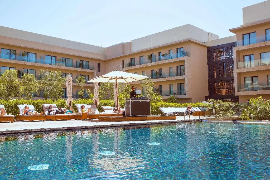 Pool, Radisson Blu Hotel Marrakech Carré Eden, Marrakech