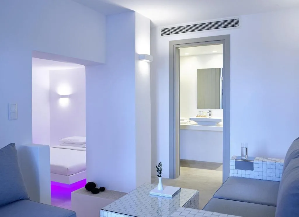 SUITE KING SIZE BED Room, Aurora Santorini, Santorini