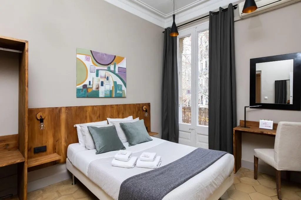Room, Jardinets Guest House, Barcelona