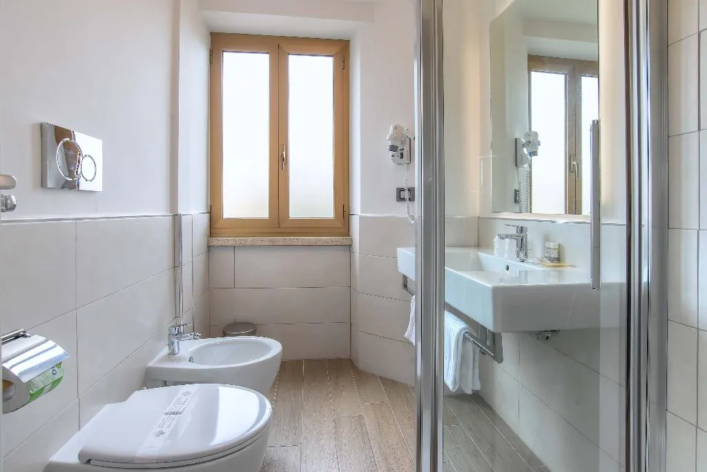 Double or Twin STANDARD Room, Fragrance St Peter Hotel, Rome
