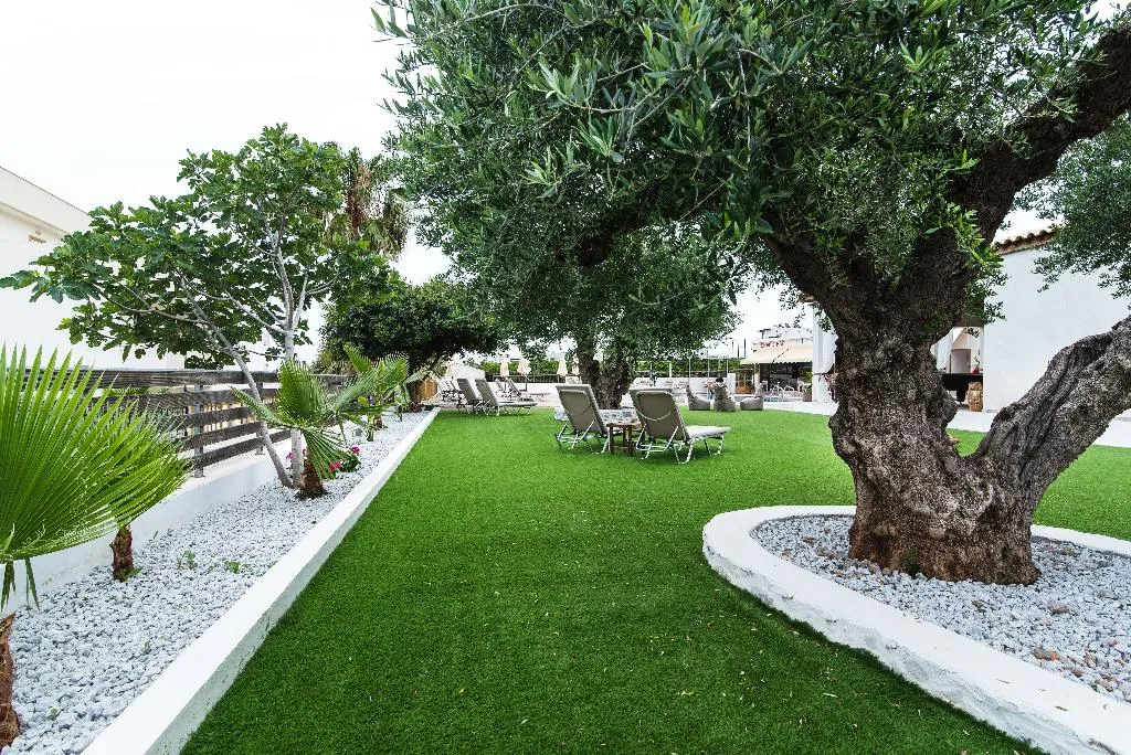 Terrace, Newcastle Studios, Crete