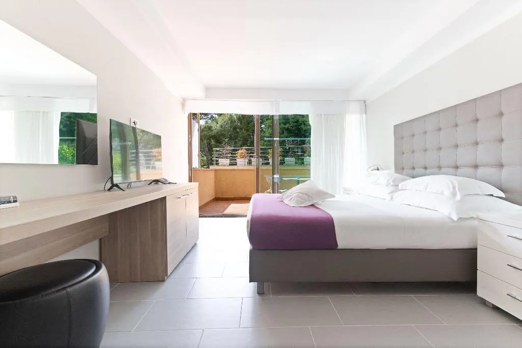 STUDIO GARDEN VIEW Room, The Residence, Split