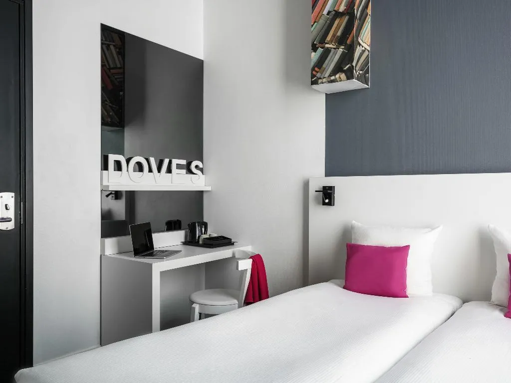 TWIN STANDARD Room, ibis Styles Amsterdam Amstel, Amsterdam
