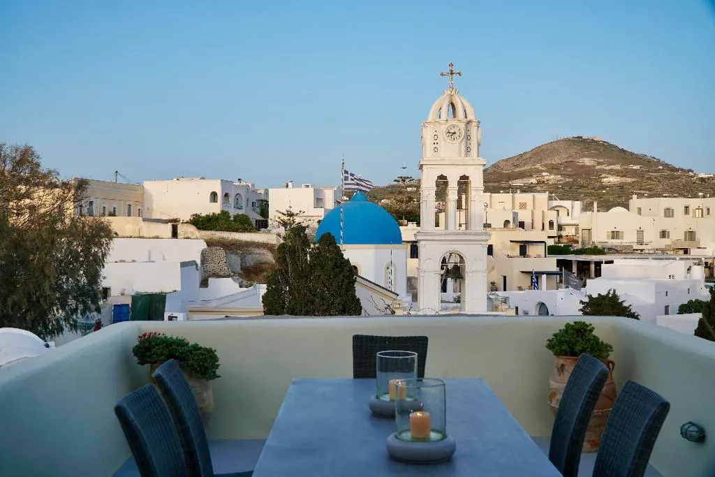 VILLA THREE BEDROOMS WITH PRIVATE POOL Room, Santorini Heritage Villas & Mansions, Santorini