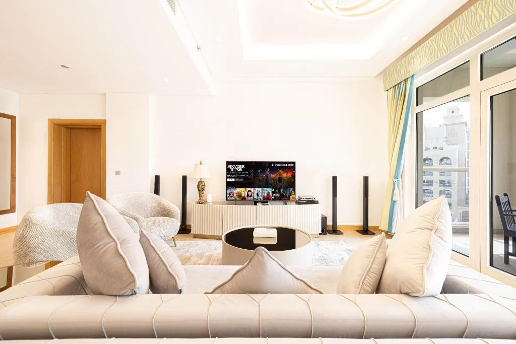 Room, Royal Club By RVHR, Palm Jumeirah, Dubai
