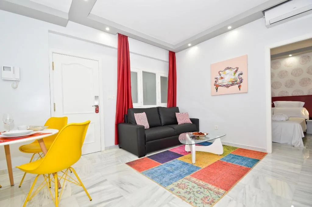Room, The Zentral Arenal Suites, Seville