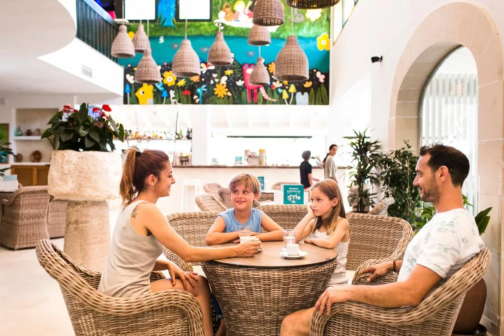 Bar, Royal Son Bou Family Club, Menorca