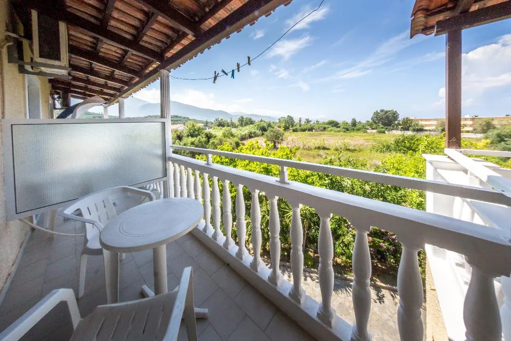 STUDIO STANDARD Room, Venus Studios, Zante