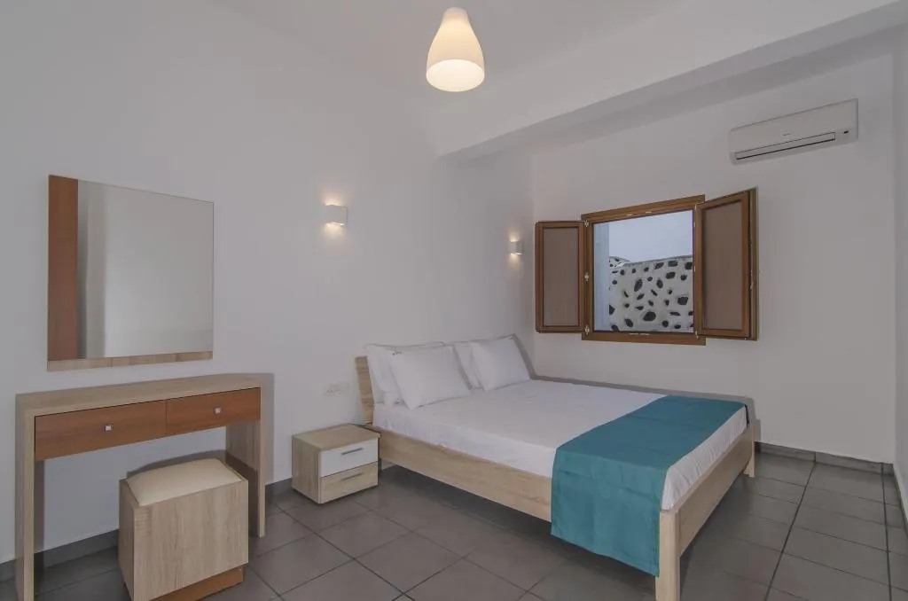 Room, Belle etoile Villas, Santorini