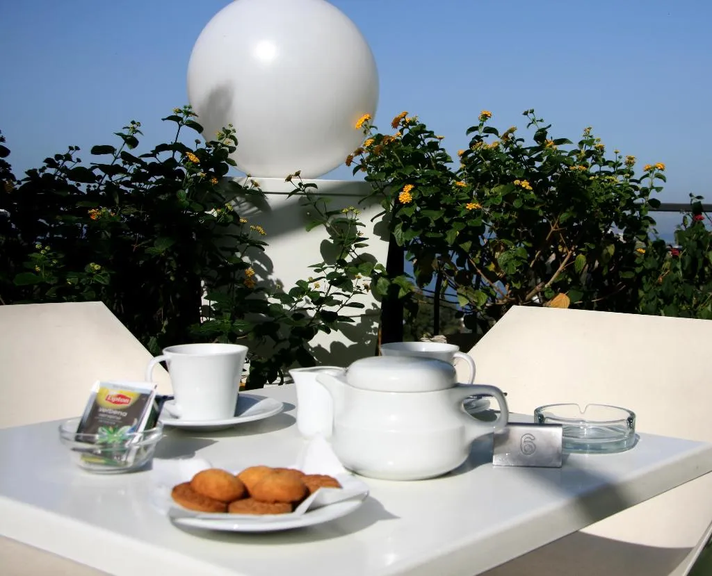 Terrace, Rivage Hotel, Naples