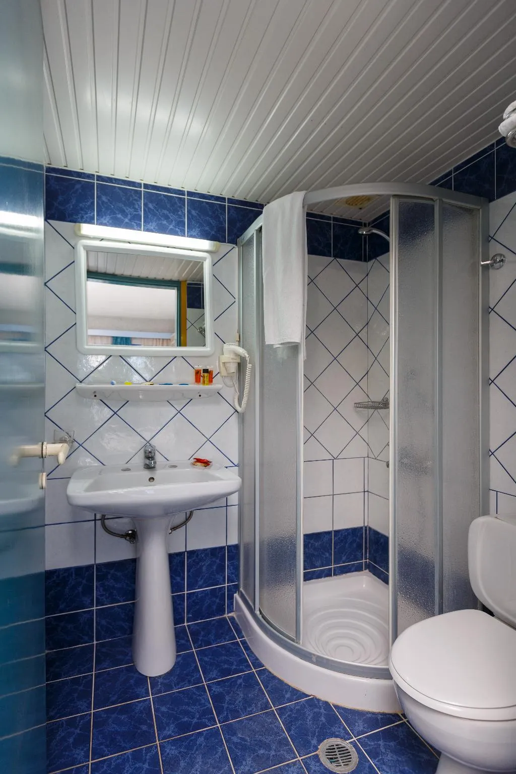 Room, Latania Studios & Apartments, Crete