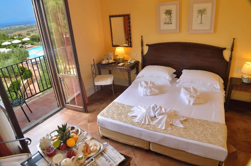 Double or Twin SUPERIOR Room, Baglio Oneto dei Principi di San Lorenzo, Palermo