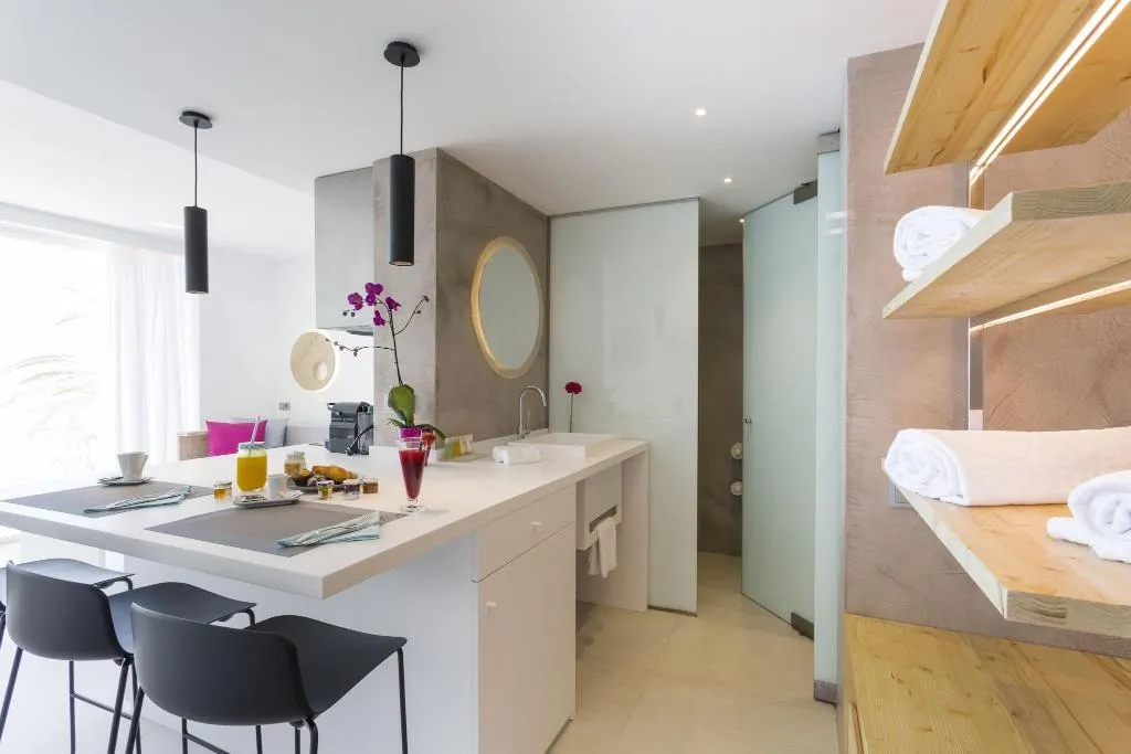 SUITE SEA VIEW Room, One Ibiza Suites, Ibiza