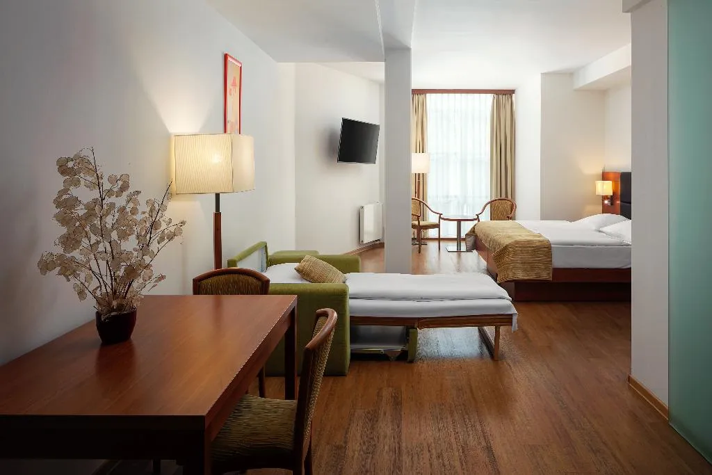 APARTMENT WITH KITCHENETTE Room, Ankora, Prague