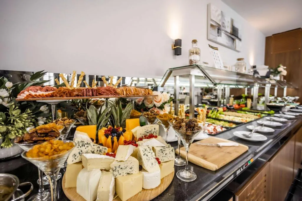 Restaurant, Prestige Deluxe Hotel Aquapark Club, Varna