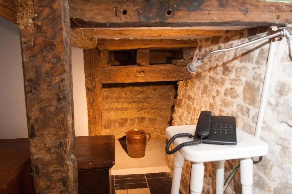Room, Houses Of Motovun, Istria
