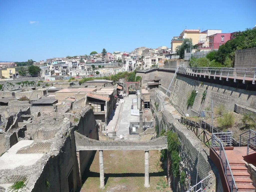 General view, I Papiri, Naples