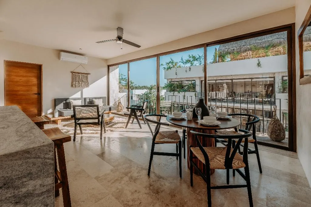 APARTMENT WITH TERRACE Room, Majaro Apartments, Cancun Area