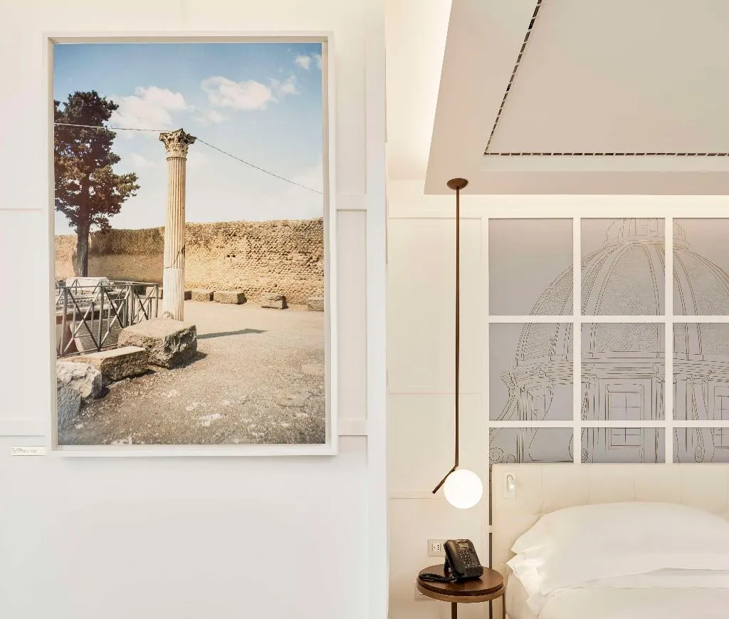TWIN SUPERIOR Room, de Bonart Naples-Curio Collection by Hilton, Naples