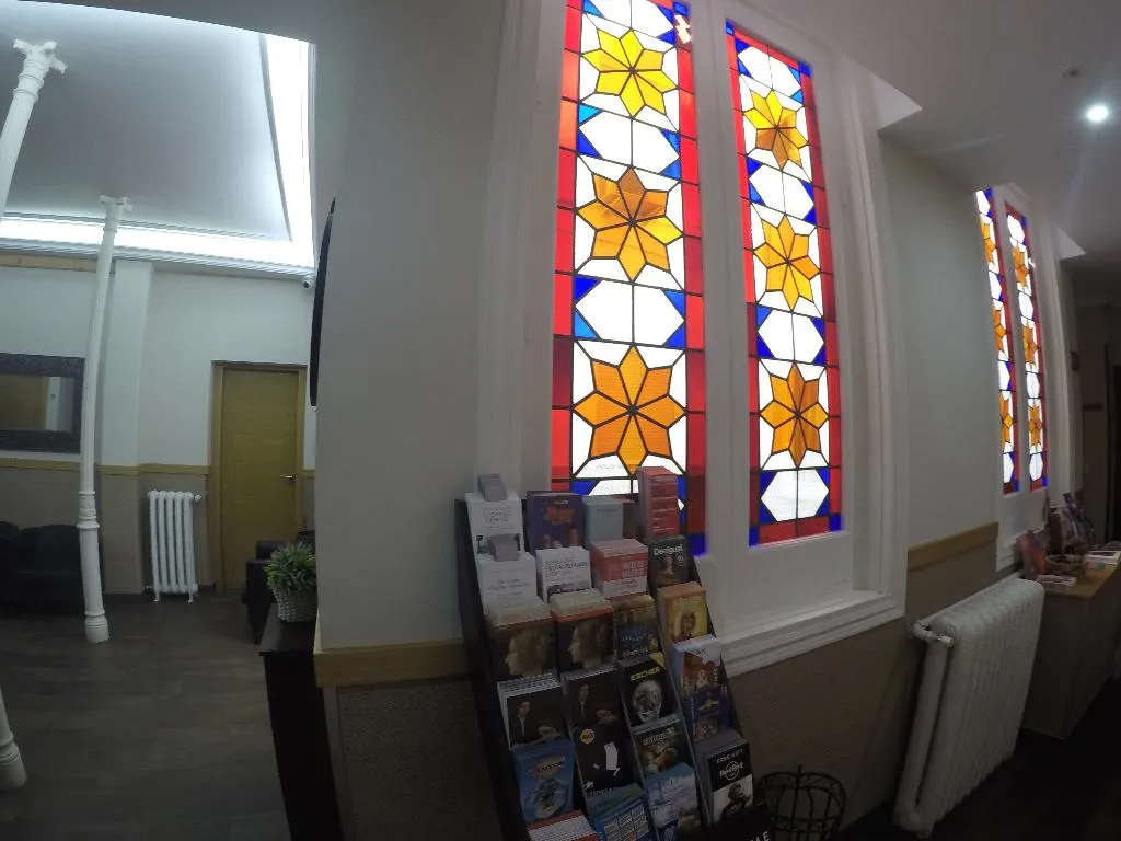 Lobby, El Pilar, Madrid