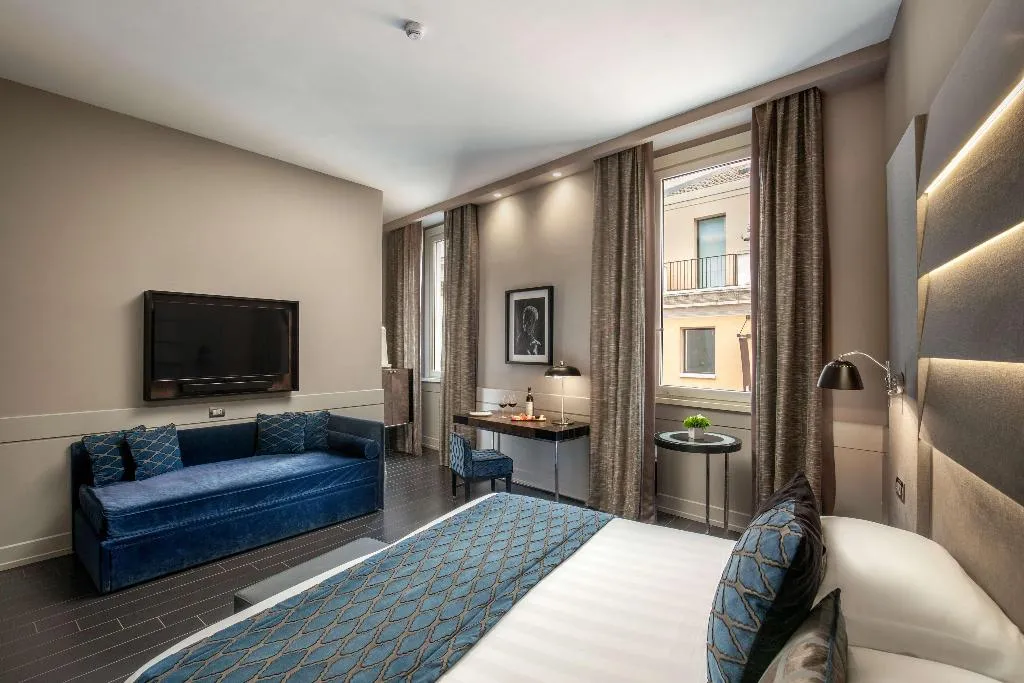 Room, The Style, Rome