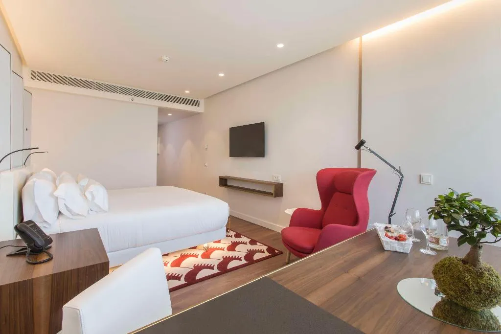 DOUBLE PREMIUM Room, NH Collection Madrid Eurobuilding, Madrid