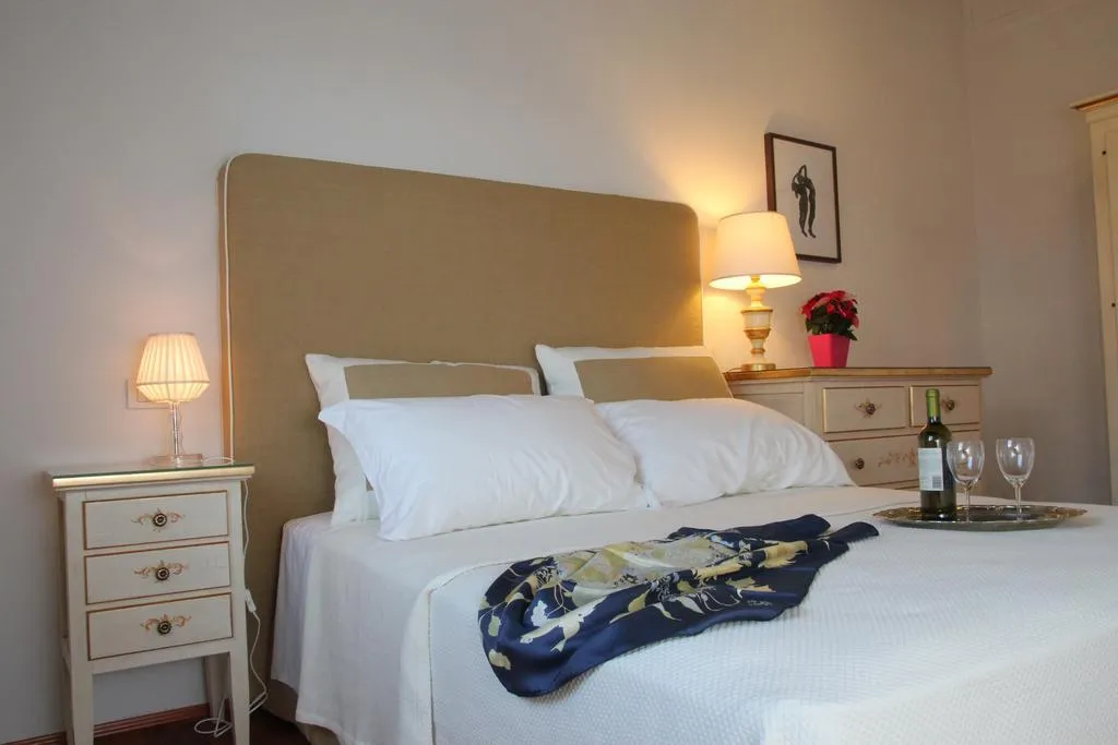 APARTMENT CAPACITY 3 ONE BEDROOM Room, Florence View Apartments, Florence