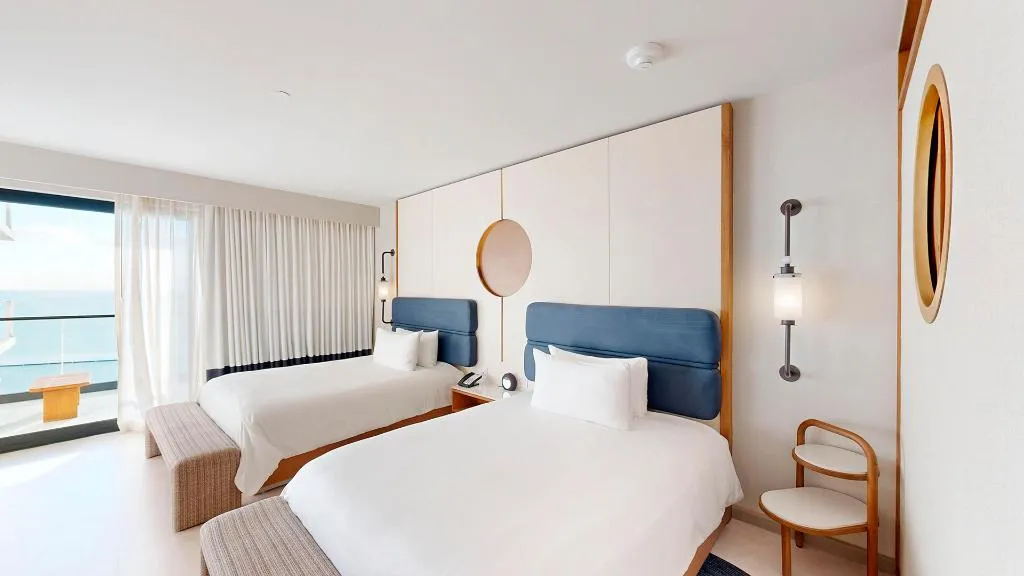 JUNIOR SUITE OCEAN FRONT TWO DOUBLE BEDS Room, Ava Resort Cancun, Cancun Area