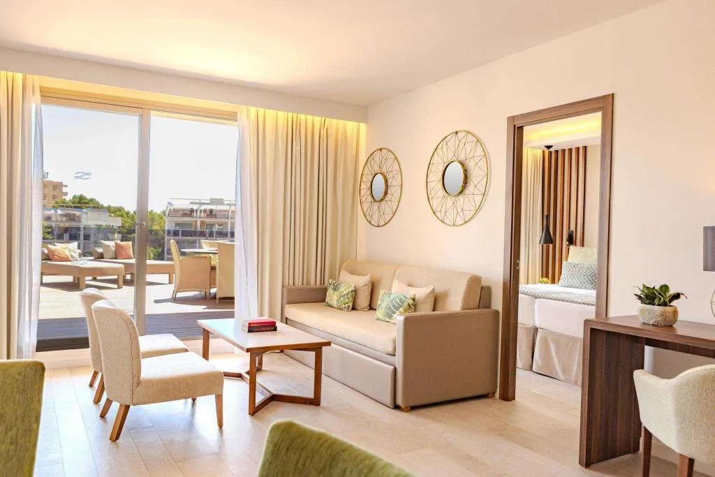 Room, Zafiro Palace Palmanova, Majorca
