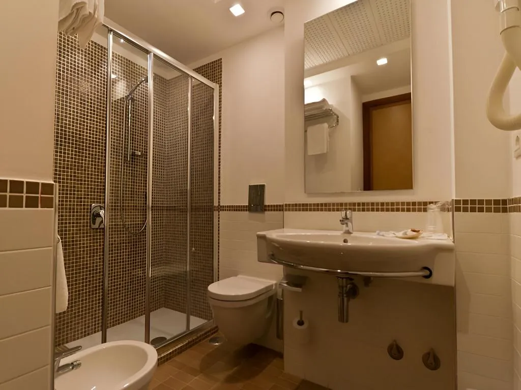 Double or Twin SUPERIOR Room, Serapo, Rome