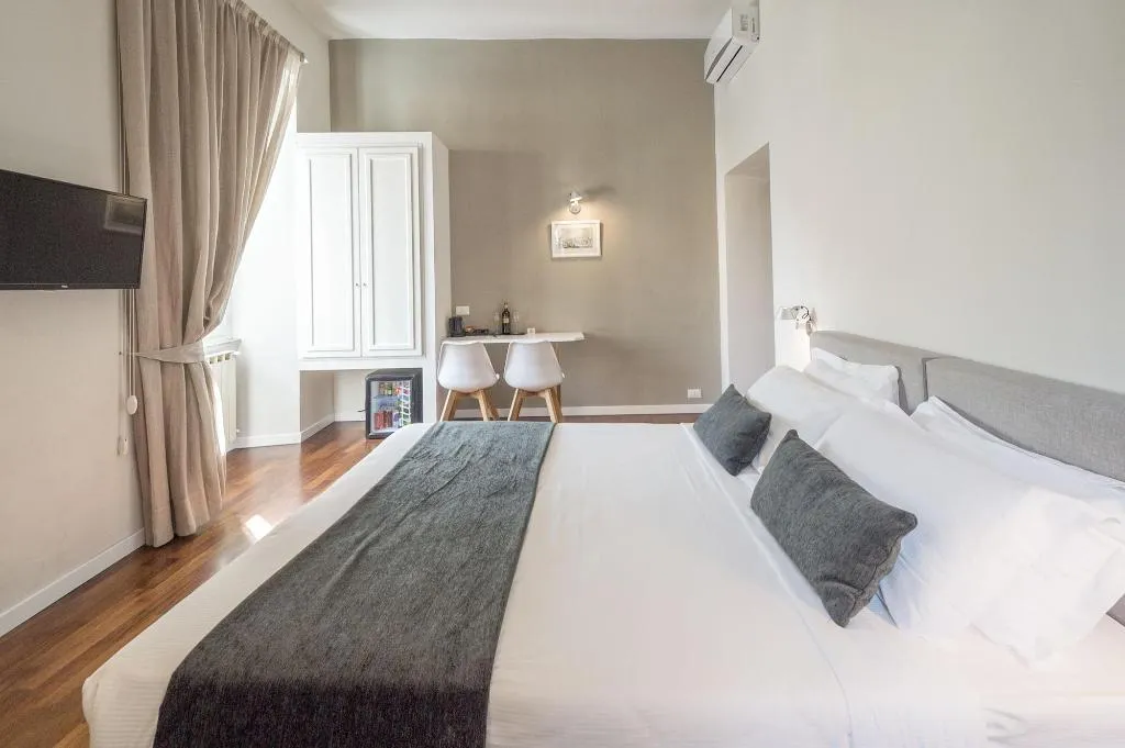 Room, Little Queen Relais, Rome