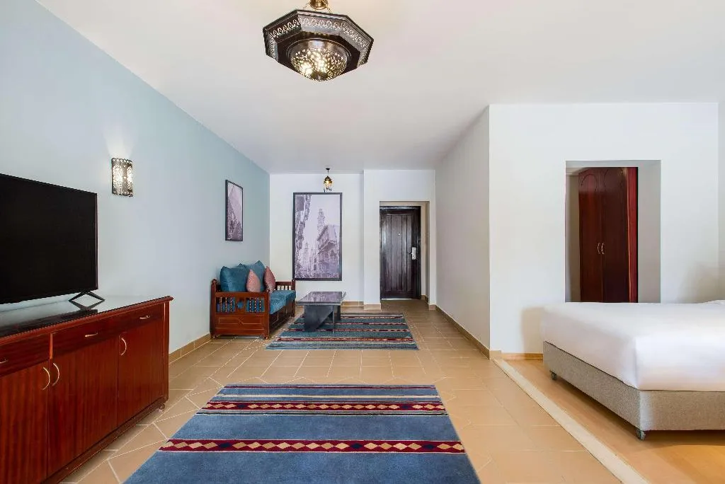 JUNIOR SUITE POOL VIEW Room, Marina Resort Port Ghalib Radisson Individuals, Red Sea Riviera