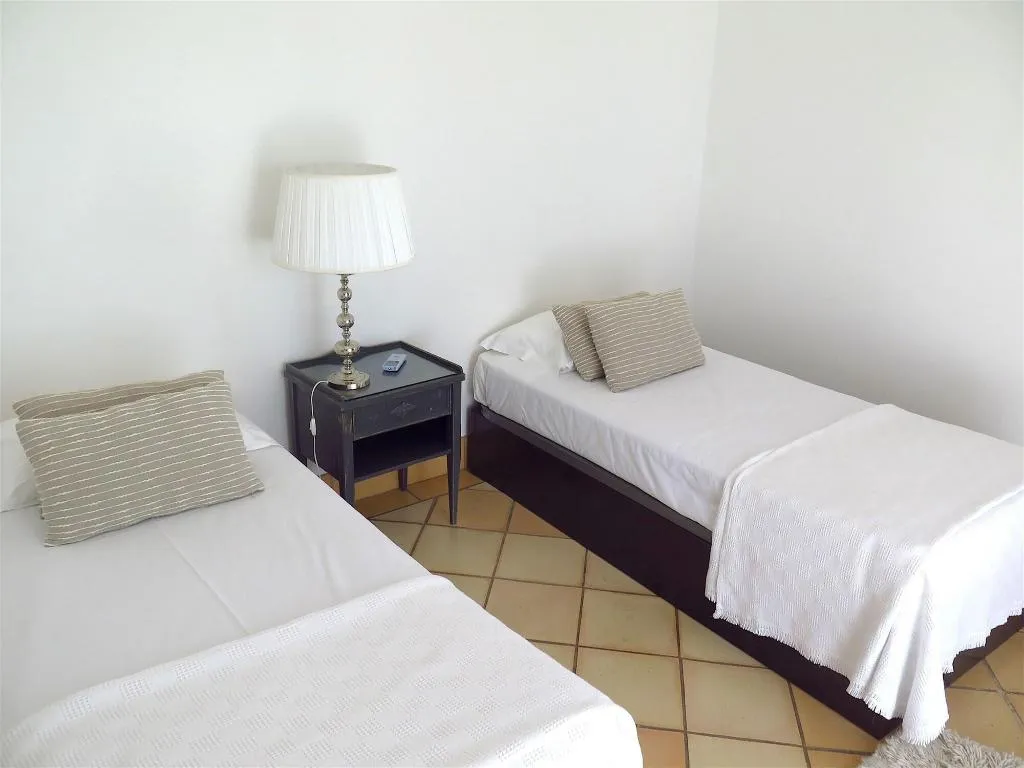 Room, Pine Cliffs Village & Golf Suites, Algarve