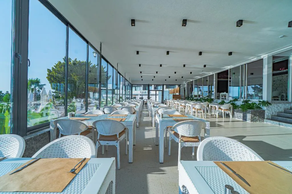 Restaurant, Enki Spinoza Thermal Resort, Izmir