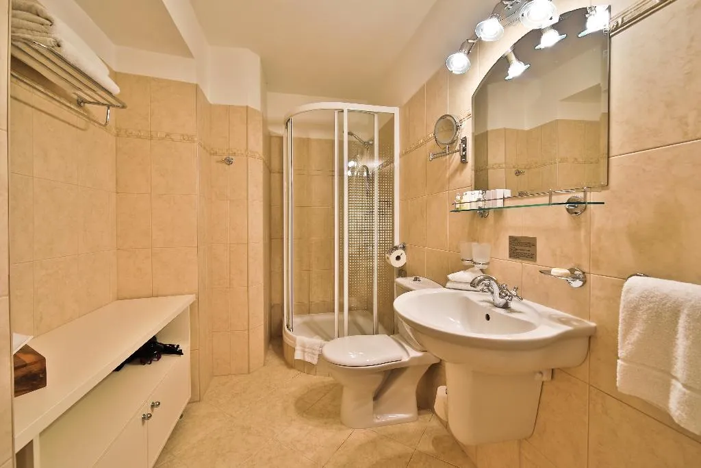 Double or Twin SUPERIOR Room, Questenberg Hotel Prague, Prague