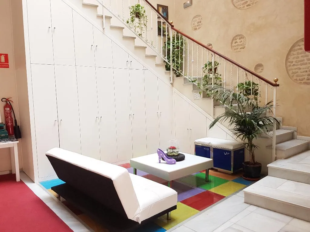 Lobby, Hotel y Apartamentos Doña Lola, Seville