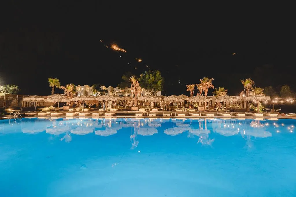 Pool, Maya Beach Resort, Naples