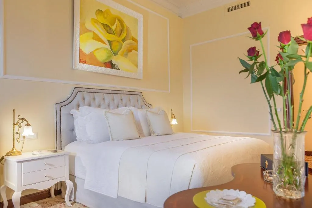 Room, Grande Albergo Delle Rose, Rhodes