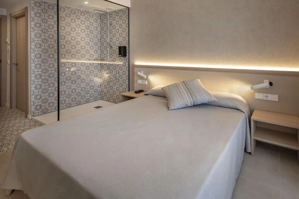 Room, Hotel Alhambra, Costa Brava