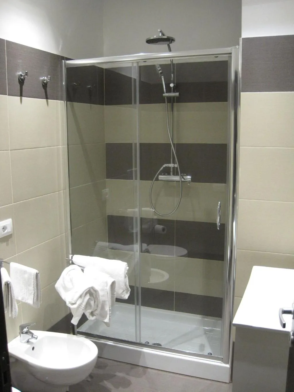 Room, Dea Roma Inn, Rome