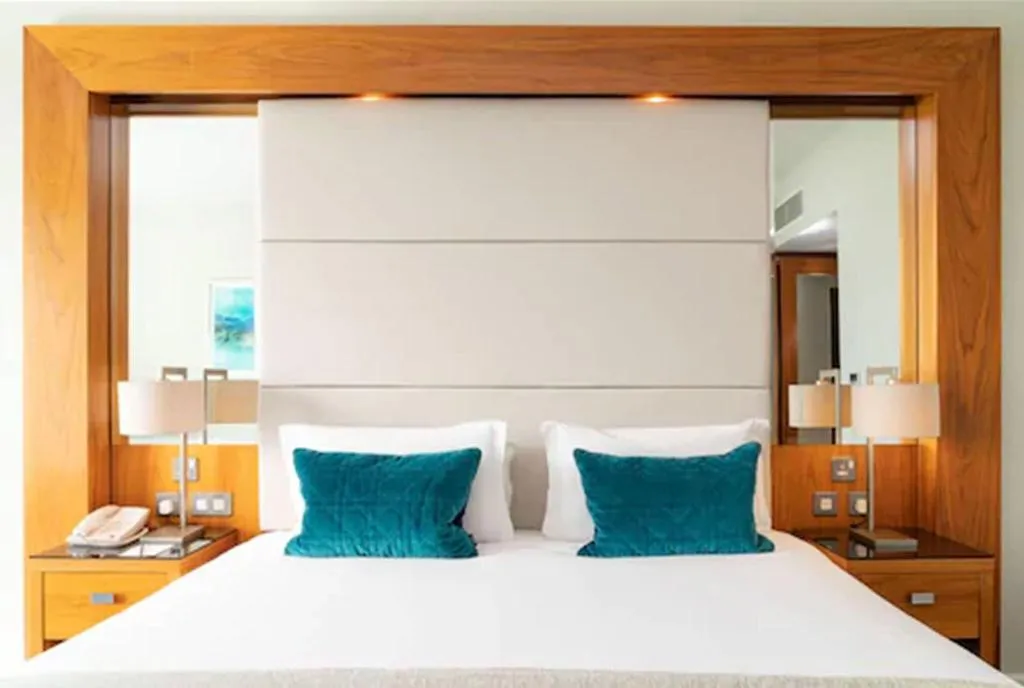DOUBLE DELUXE GOLF VIEW Room, Portmarnock Hotel and Golf Links, Dublin